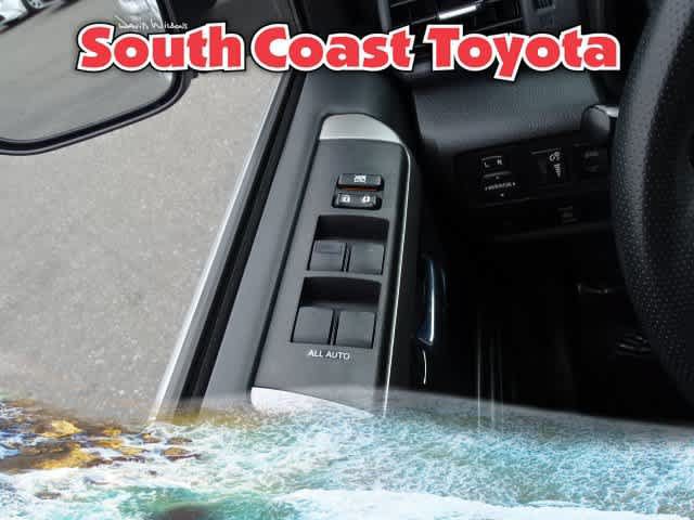 Used 2016 Toyota 4Runner SR5 Premium AWD/4WD image 38