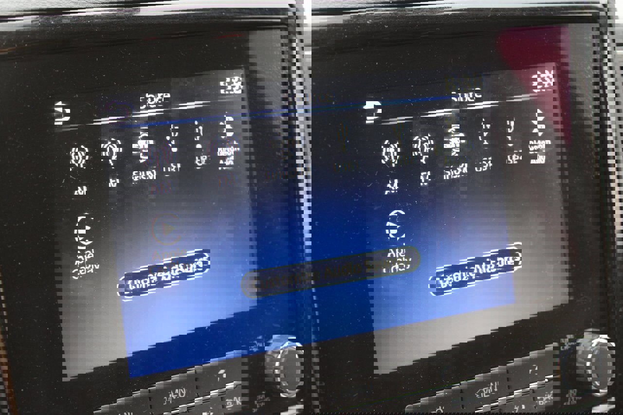 Used 2023 Nissan Frontier SV w/ SV Convenience Package image 8