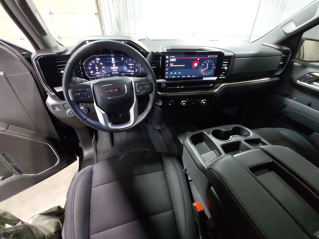 Used 2024 GMC Sierra 1500 Elevation w/ X31 Off-Road Package AWD/4WD image 15