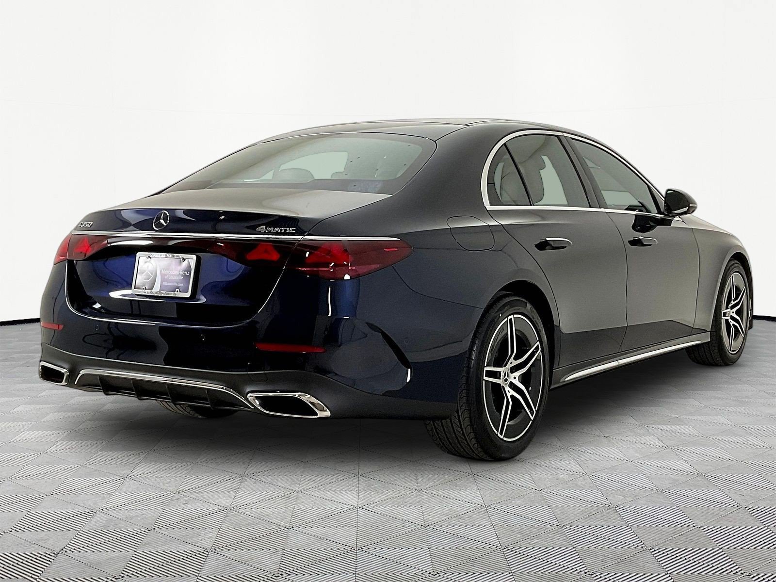 New 2026 Mercedes-Benz E 350 4MATIC Sedan image 6