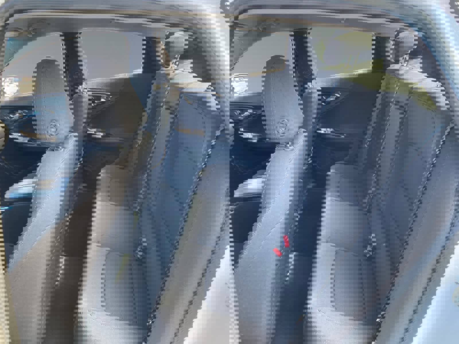 Used 2023 Chevrolet Malibu LT image 13