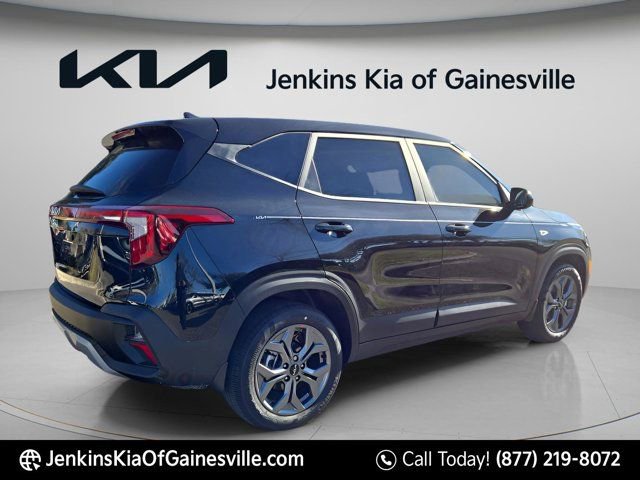 New 2026 Kia Seltos LX image 5