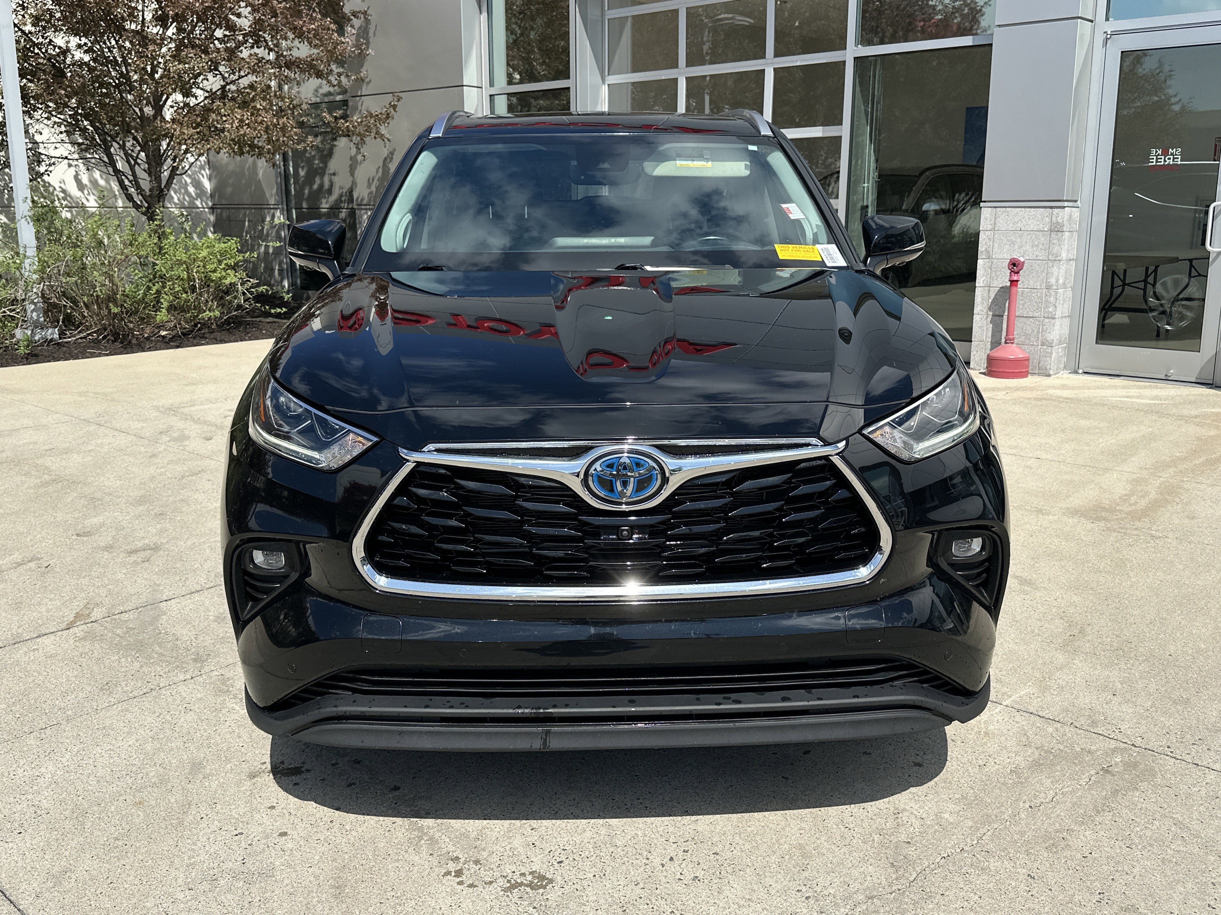 Used 2023 Toyota Highlander Limited AWD/4WD image 5