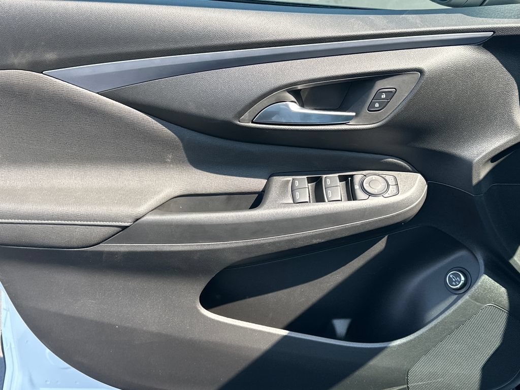 New 2026 Buick Envista Sport Touring w/ Convenience I Package FWD image 11