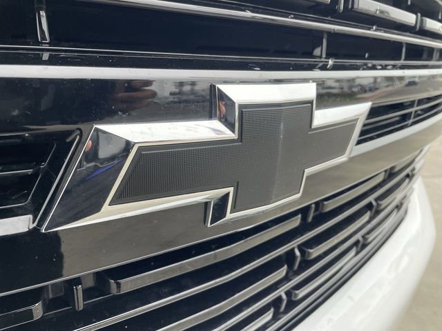 Used 2023 Chevrolet Suburban RST image 31