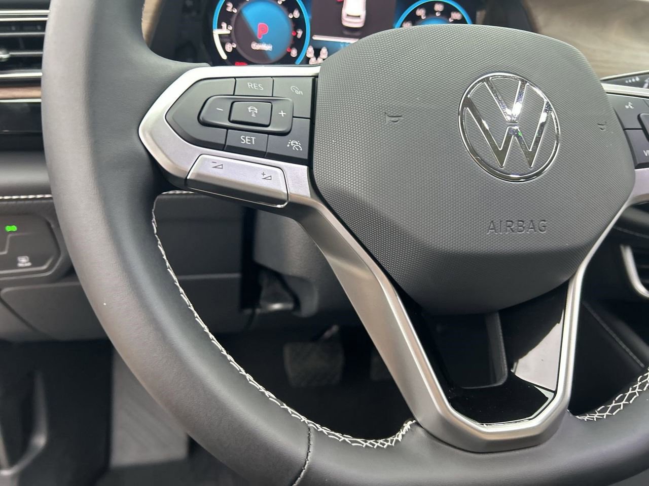 New 2026 Volkswagen Atlas SE image 20