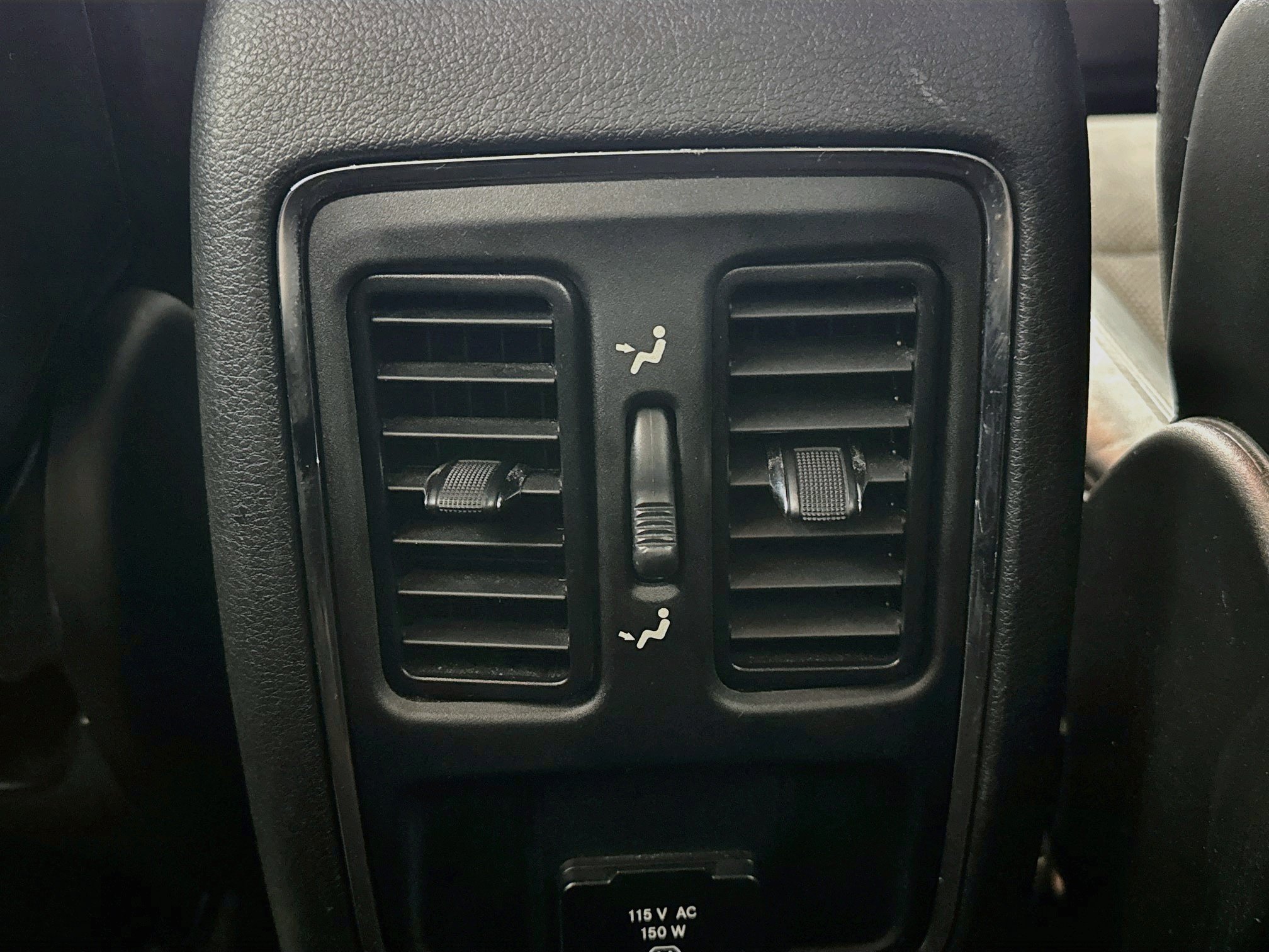 Used 2019 Jeep Grand Cherokee Altitude AWD/4WD image 26