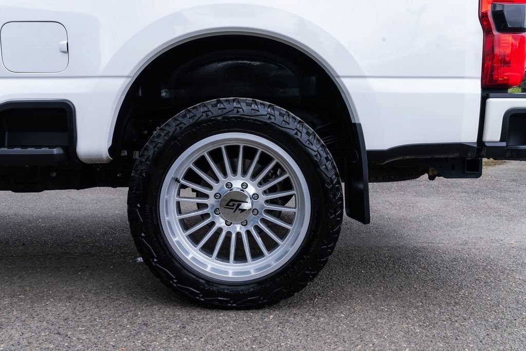 Used 2023 Ford F350 Limited AWD/4WD image 5