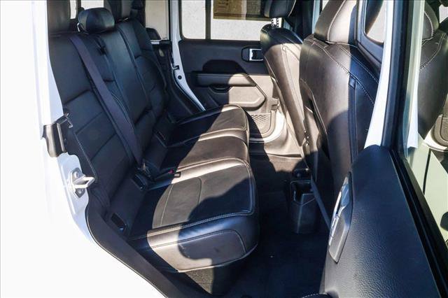 Used 2021 Jeep Gladiator Overland w/ Popular Equipment Package AWD/4WD image 24