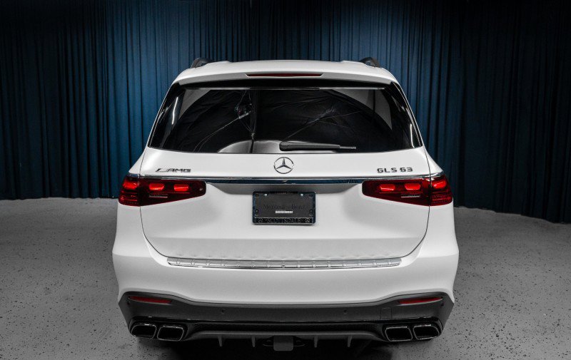 New 2025 Mercedes-Benz GLS 63 AMG 4MATIC image 9