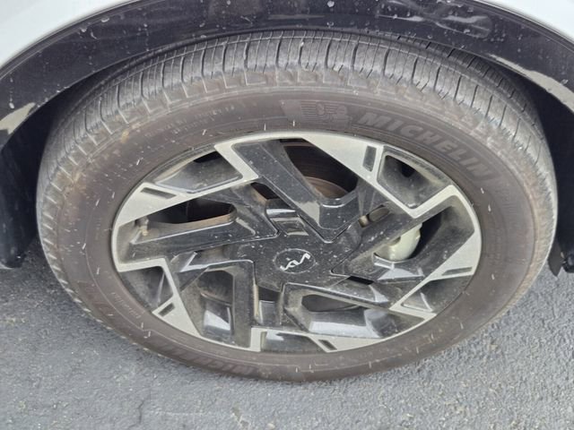 Used 2024 Kia Sportage SX image 9