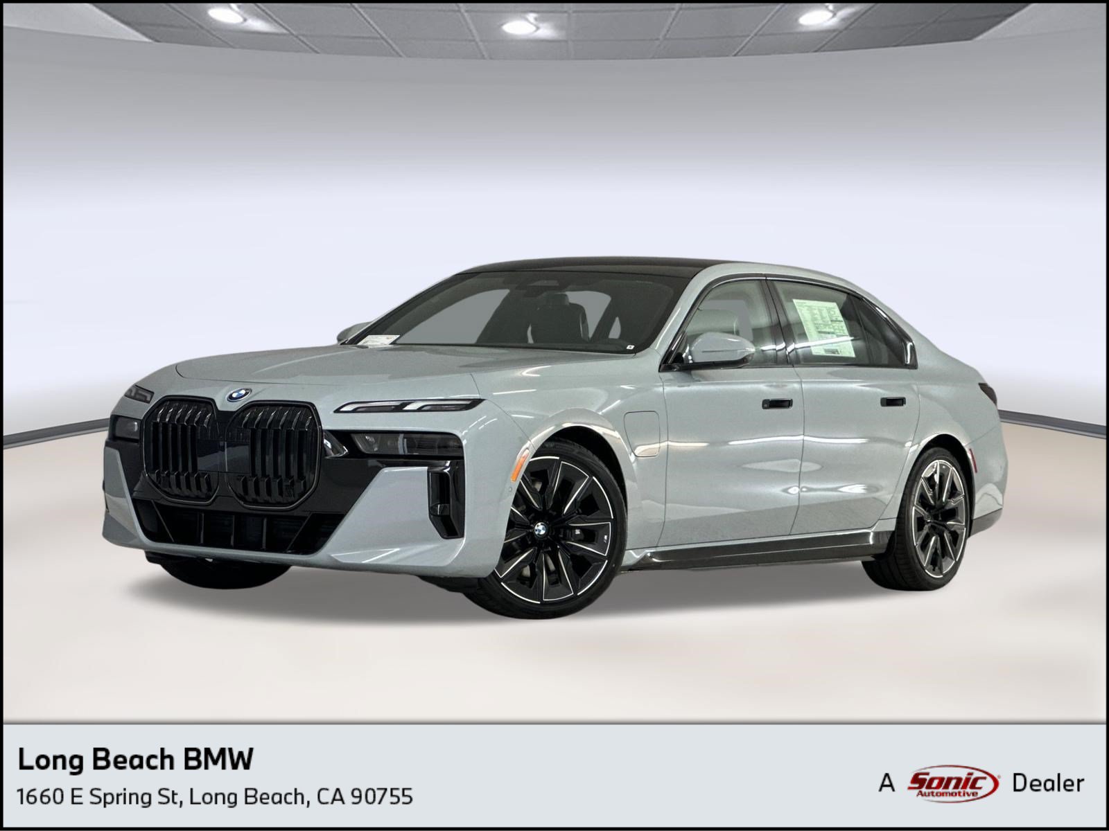New 2026 BMW 750e xDrive w/ Premium Package AWD/4WD image 1