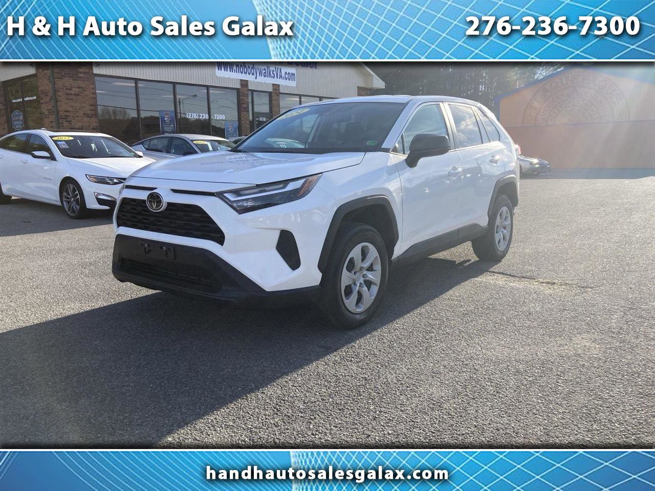 Used 2024 Toyota RAV4 LE image 1