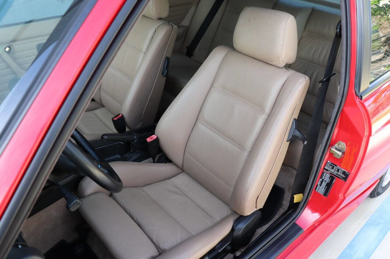 Used 1988 BMW M3 Coupe image 15
