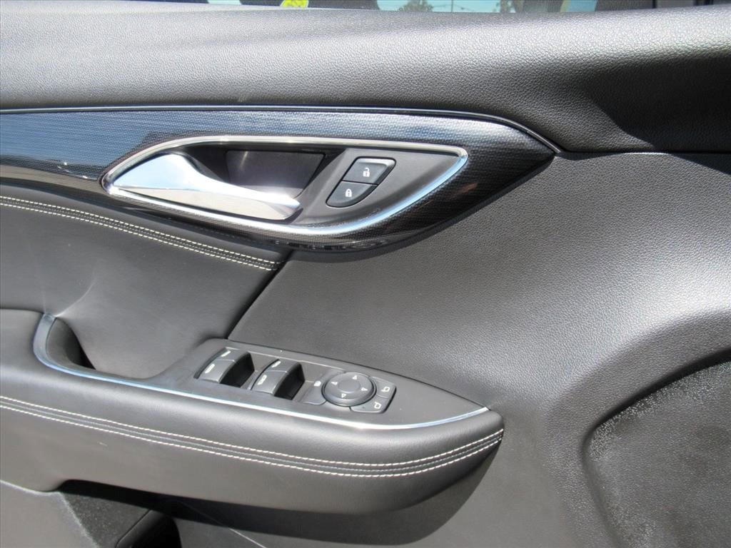 Certified 2023 Buick Envision Preferred FWD image 18