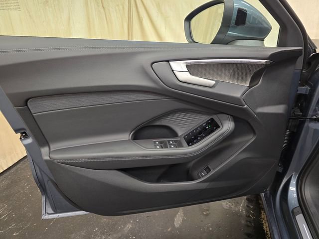 Used 2025 Audi A5 2.0T Prestige w/ 19" Wheel Package image 15