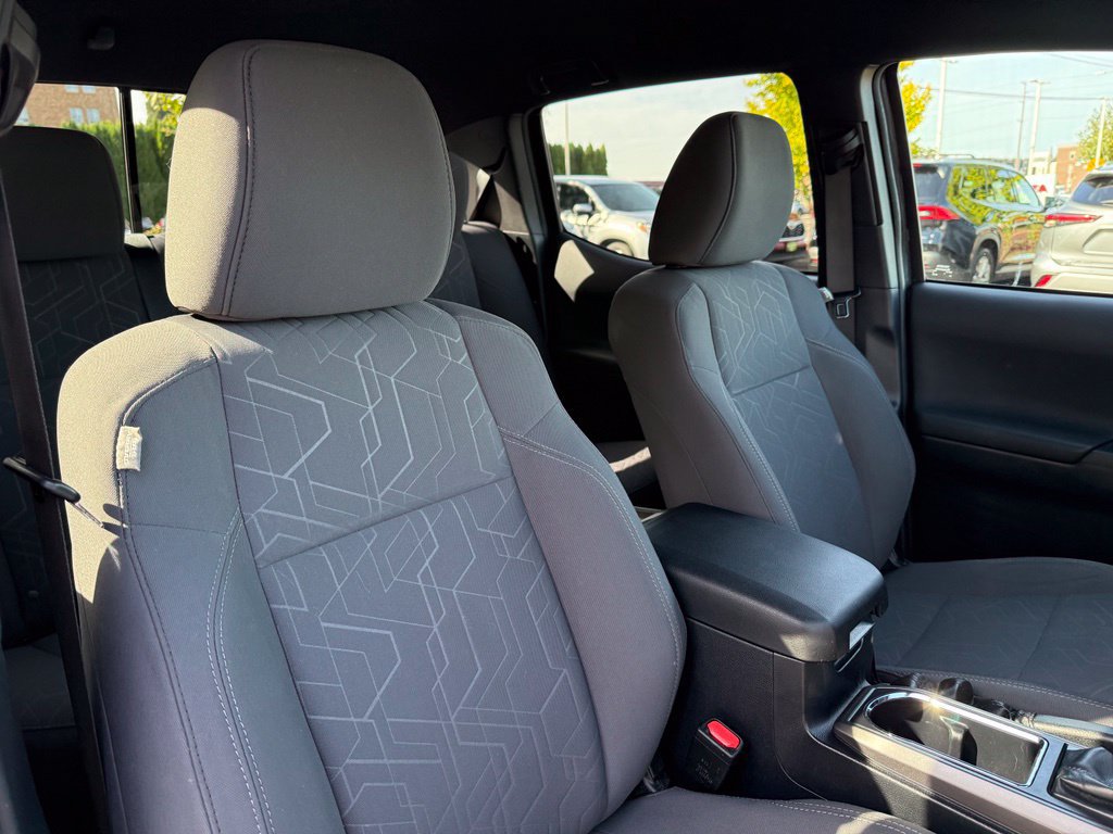 Used 2019 Toyota Tacoma TRD Sport AWD/4WD image 22