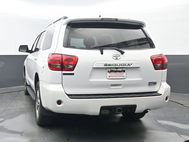 Used 2013 Toyota Sequoia SR5 w/ Sport Appearance Pkg image 4
