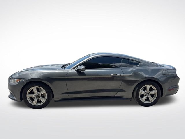 Used 2016 Ford Mustang Coupe RWD image 2