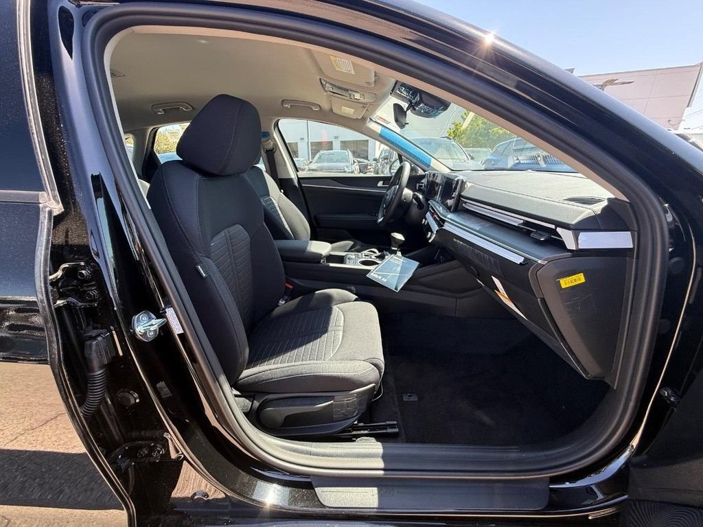 New 2026 Kia K5 LXS FWD image 11