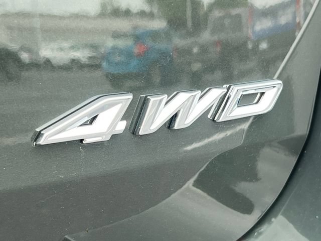 Certified 2024 Ford Explorer XLT w/ Equipment Group 202A AWD/4WD image 12