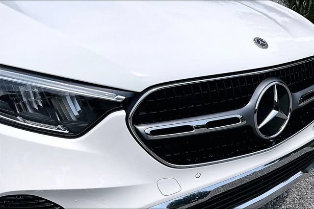 Certified 2026 Mercedes-Benz GLC 300 4MATIC image 37