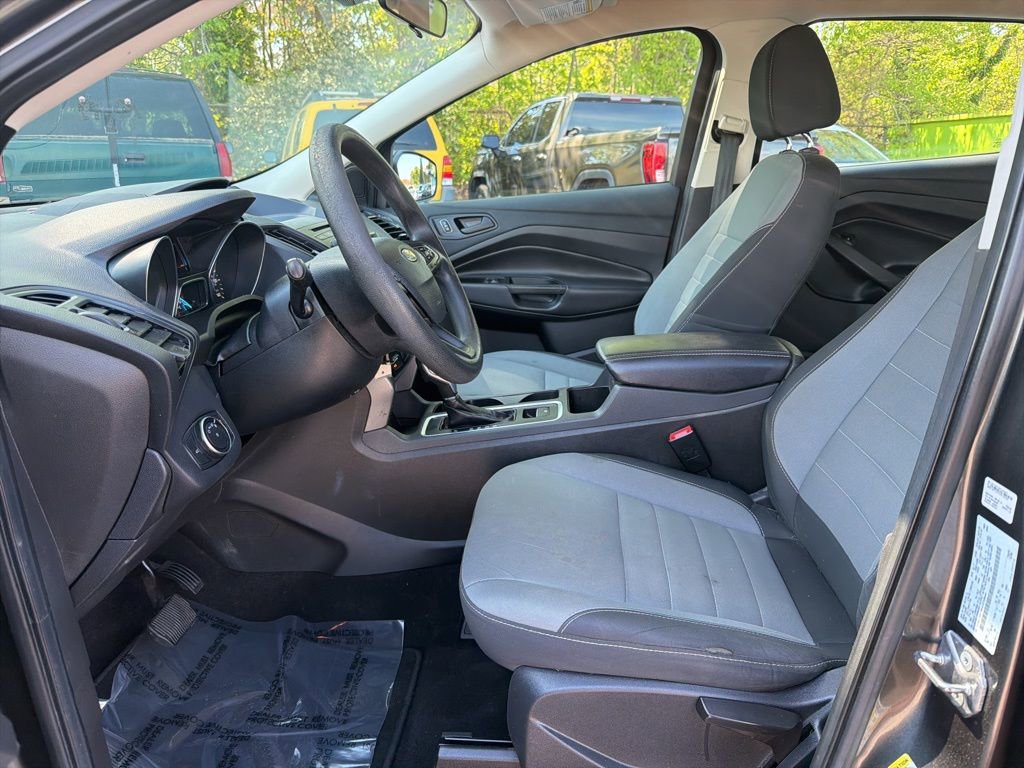 Used 2017 Ford Escape S image 15