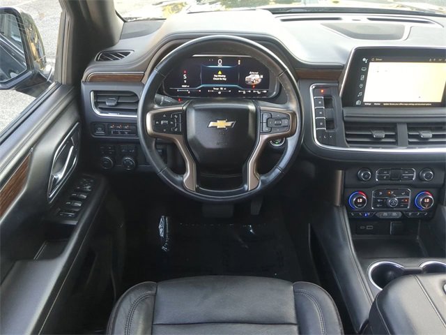 Used 2023 Chevrolet Suburban High Country w/ Premium Package image 16
