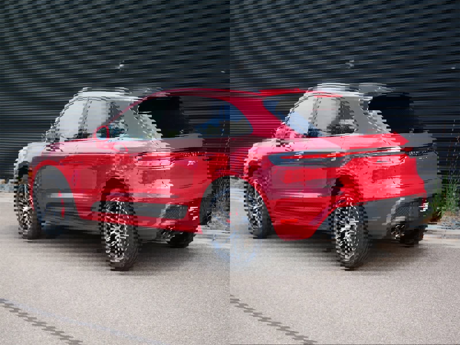 New 2025 Porsche Macan S image 3