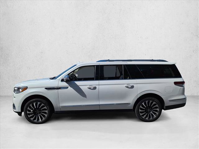 Used 2022 Lincoln Navigator L Black Label AWD/4WD image 9