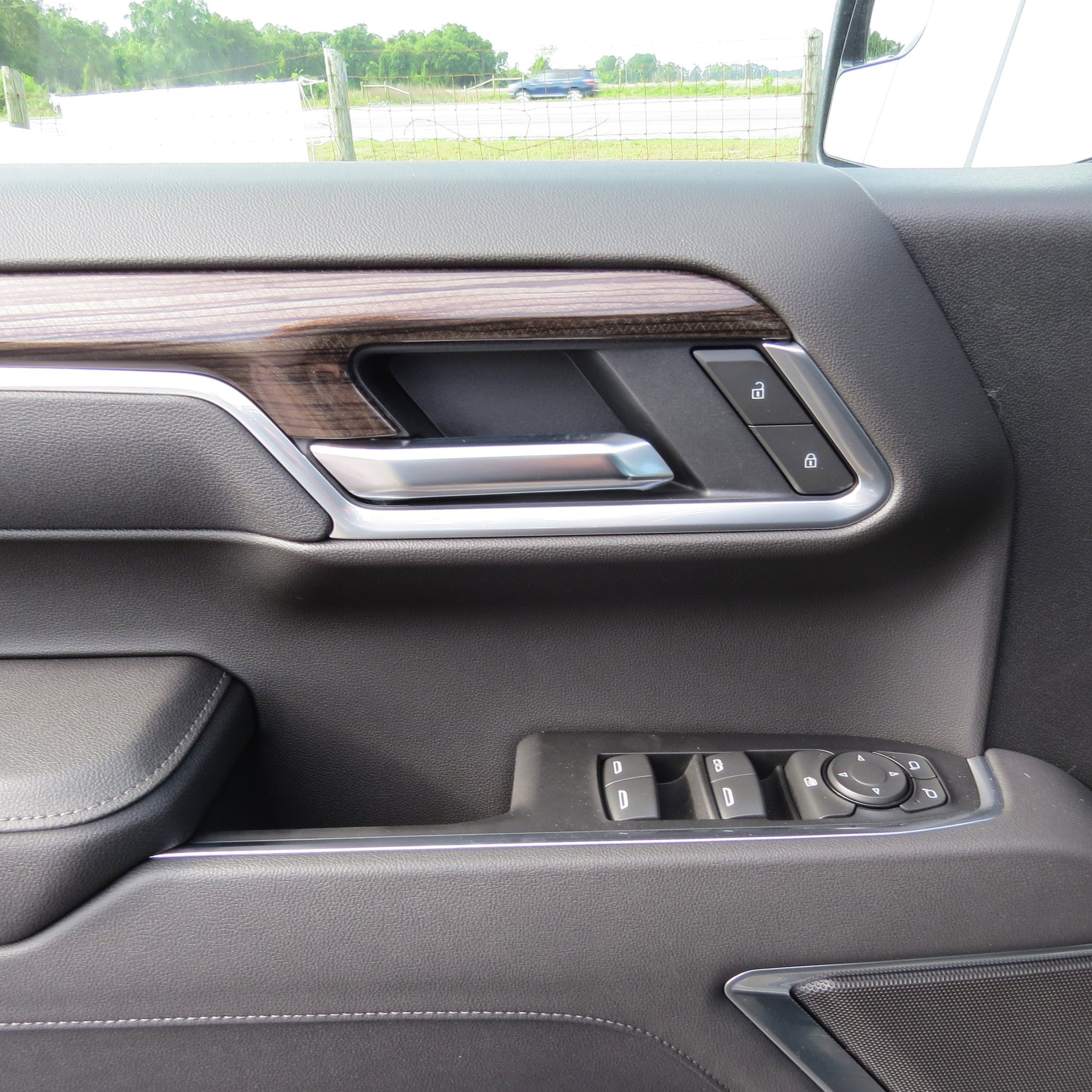 New 2025 Chevrolet Silverado 1500 LT image 15