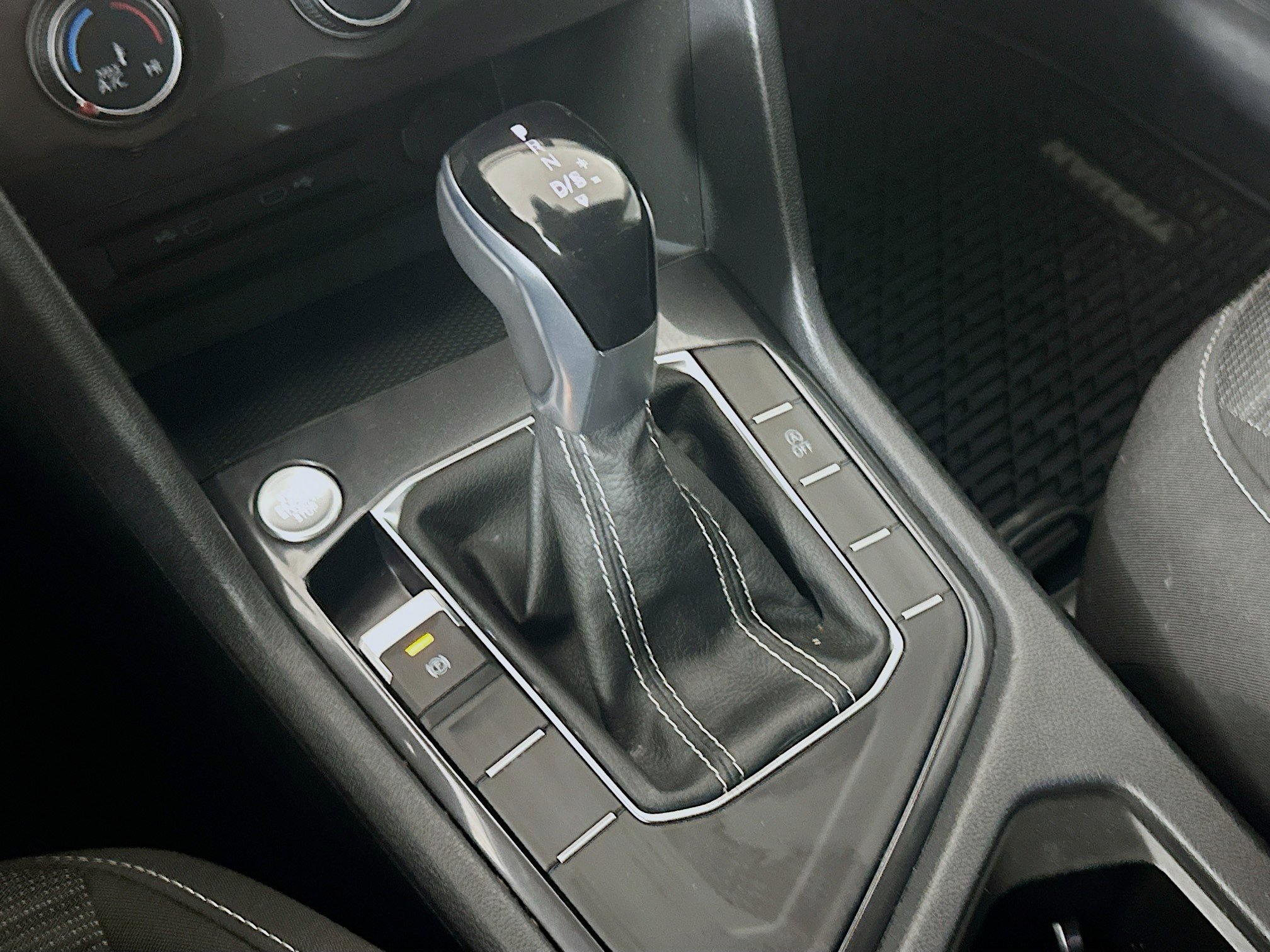 Used 2024 Volkswagen Tiguan S w/ MDO Package, Three-Row image 24