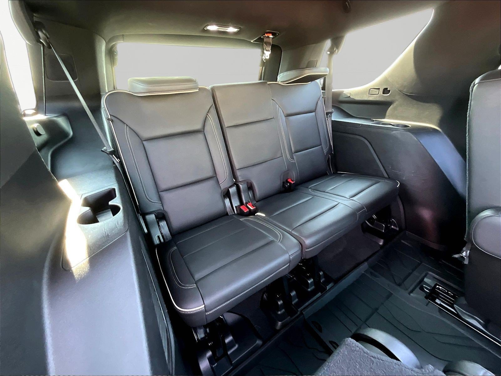 Used 2021 Chevrolet Tahoe Premier AWD/4WD image 26