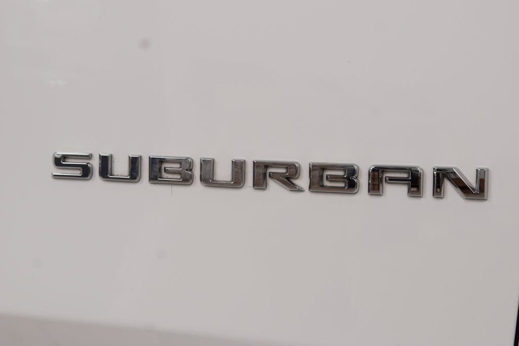 Used 2024 Chevrolet Suburban High Country AWD/4WD image 16