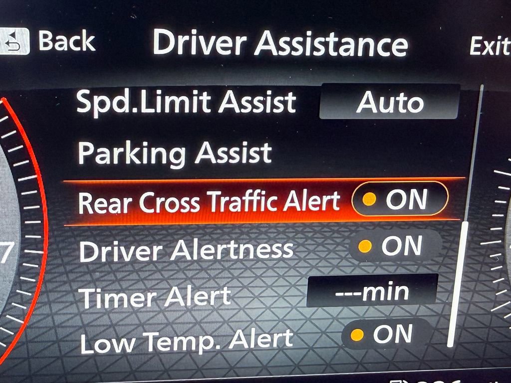 Used 2022 Nissan Rogue Platinum w/ Head-Up Display Package image 16