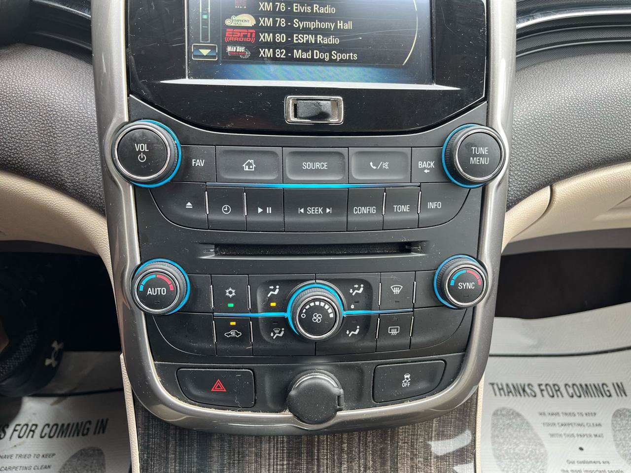 Used 2015 Chevrolet Malibu LT FWD image 19