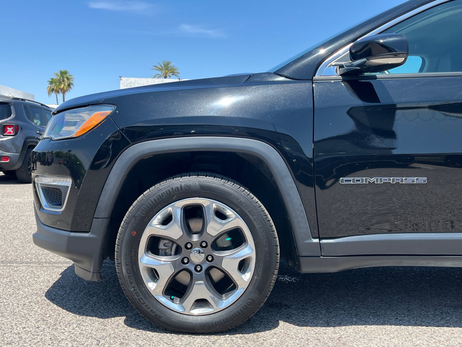 Used 2020 Jeep Compass Limited w/ Luxury Seat Group AWD/4WD image 11
