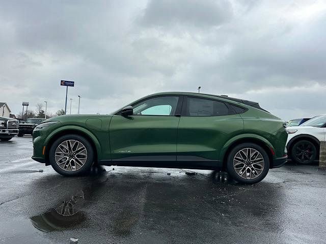 New 2025 Ford Mustang Mach-E Premium image 4