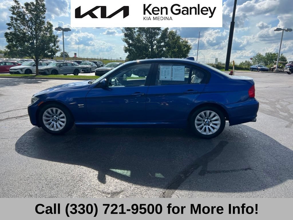 Used 2009 BMW 328i xDrive Sedan AWD/4WD image 14