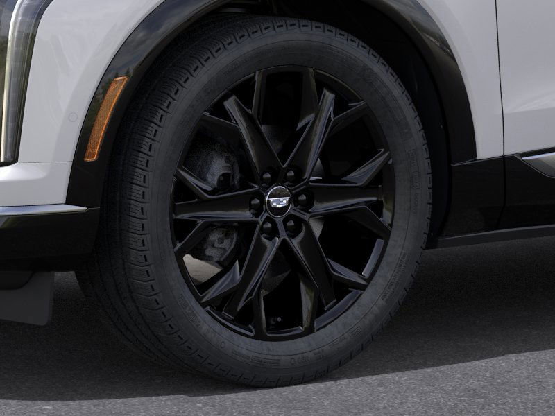 New 2025 Cadillac Optiq Sport 1 w/ LPO, ONYX Package image 9