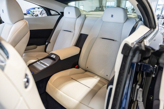 Used 2017 Rolls-Royce Wraith RWD image 51