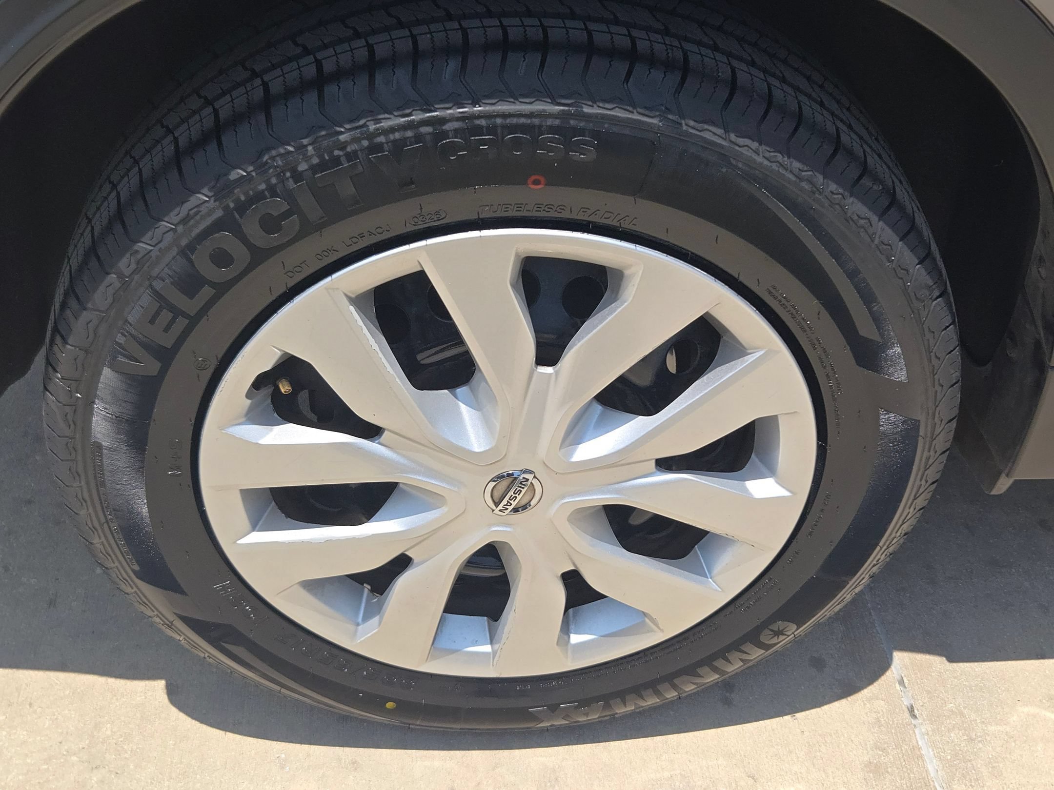 Certified 2020 Nissan Rogue S FWD image 31