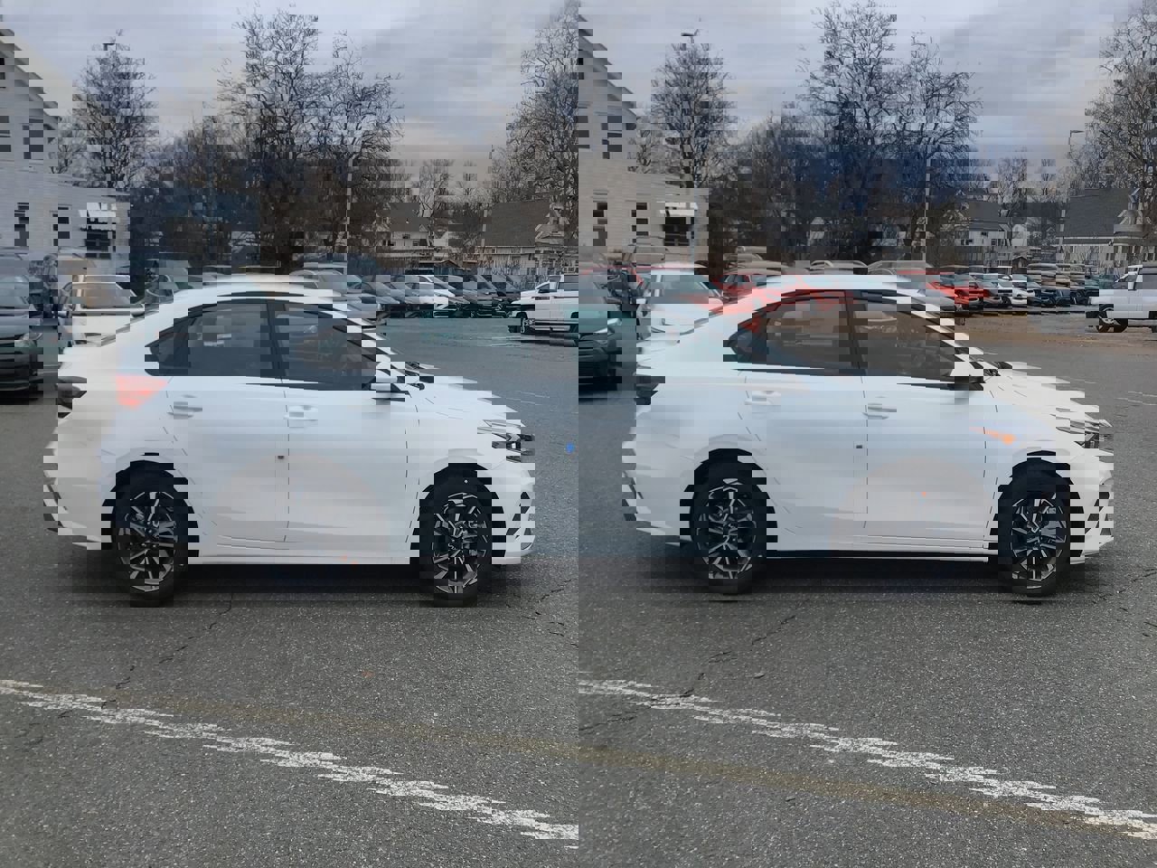 Used 2023 Kia Forte LXS image 9