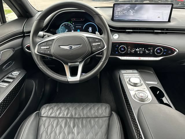 Used 2023 Genesis GV70 3.5T Sport w/ Sport Prestige Package AWD/4WD image 19