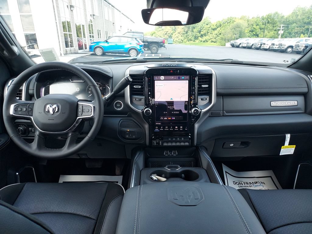 New 2026 RAM 2500 Laramie AWD/4WD image 12