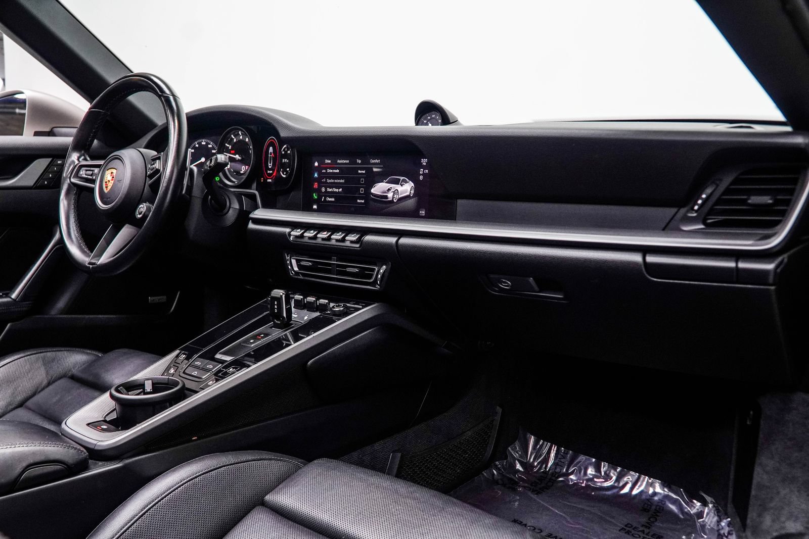 Used 2022 Porsche 911 Carrera w/ Premium Package RWD image 24