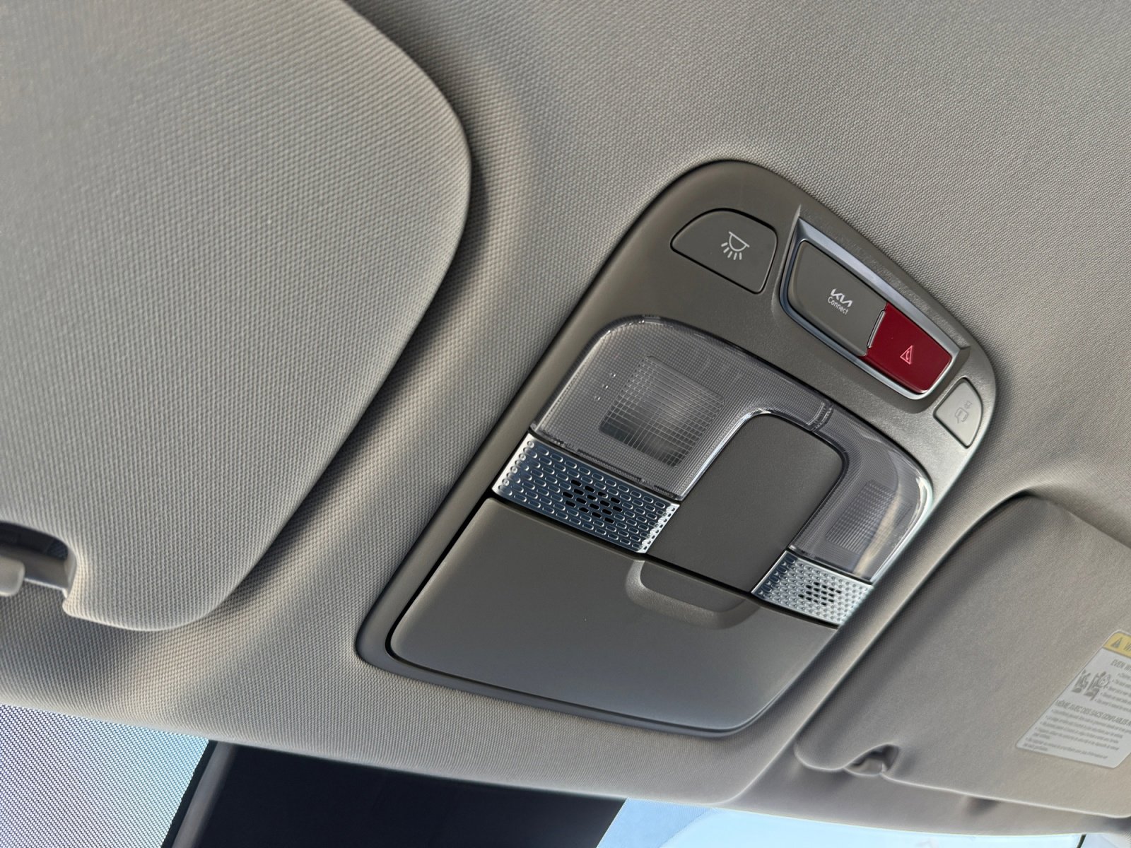 Used 2025 Kia Telluride LX FWD image 23