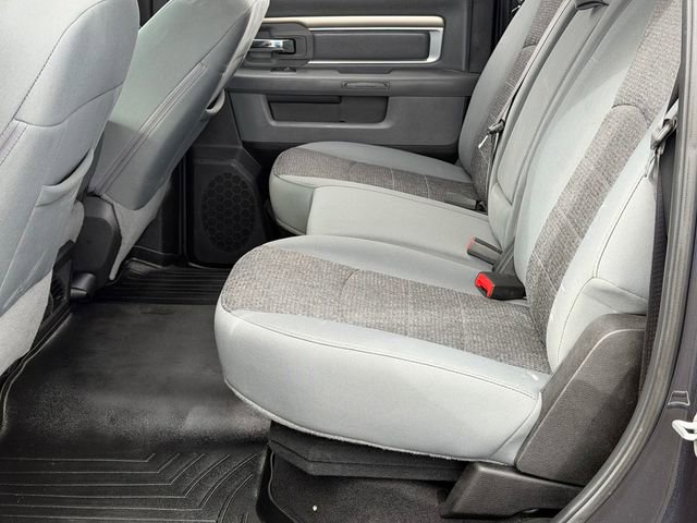 Used 2018 RAM 3500 SLT w/ Cold Weather Group image 21