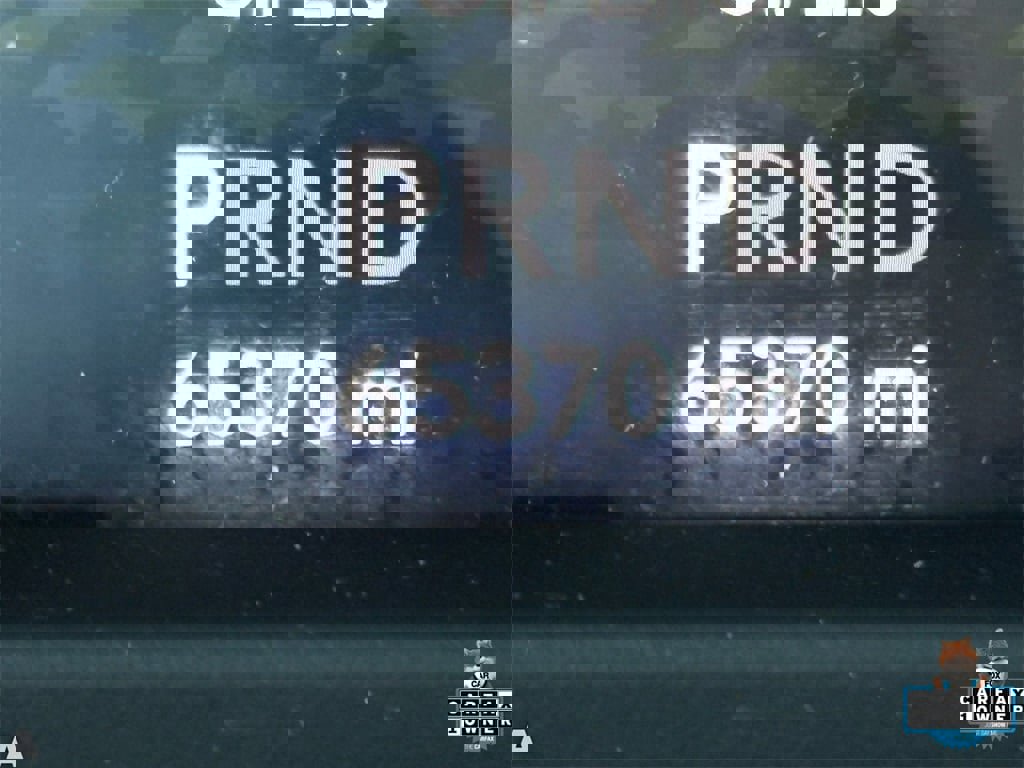 Used 2018 Jeep Wrangler Unlimited Sahara image 25