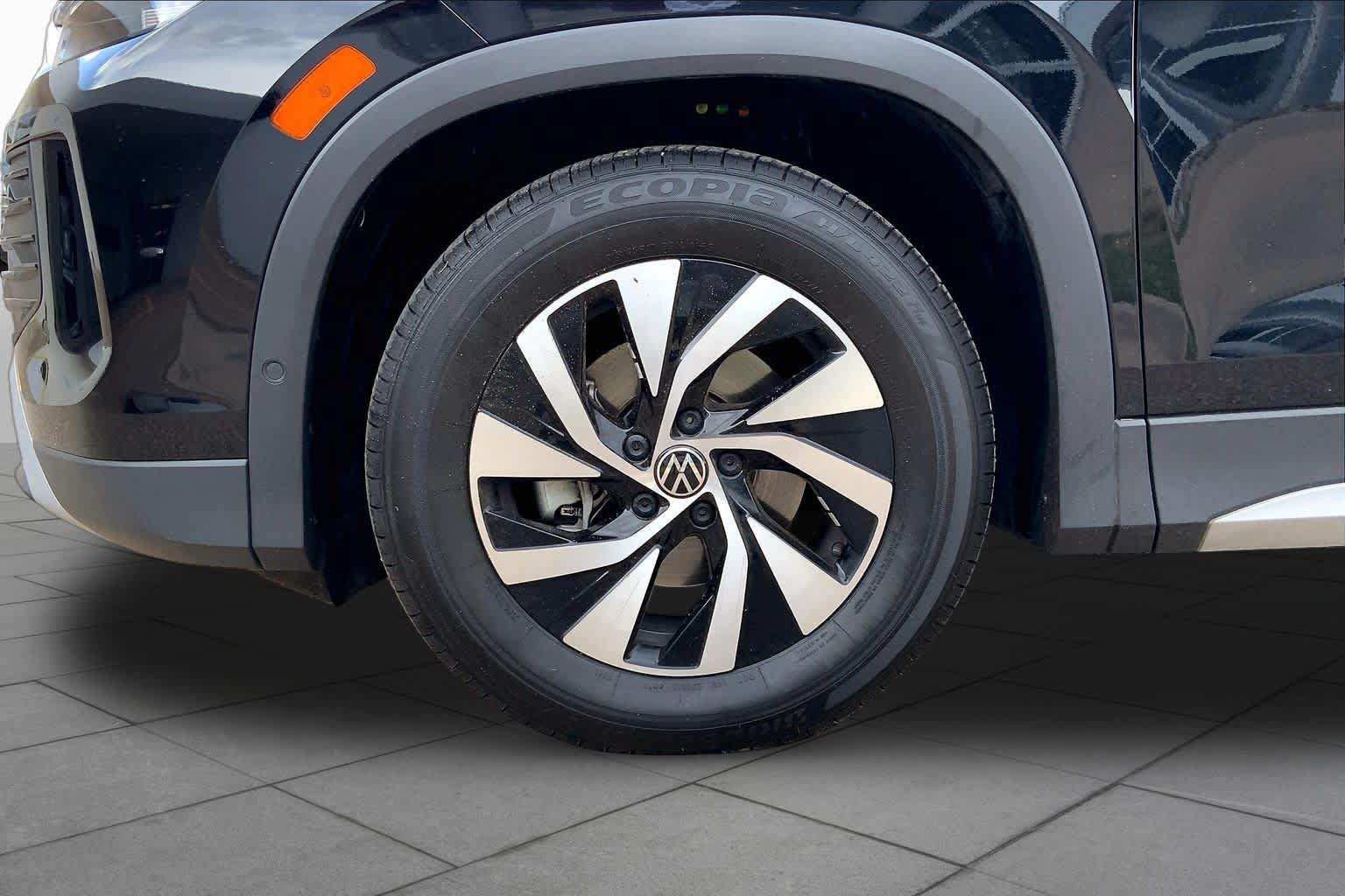 Used 2026 Volkswagen Tiguan S FWD image 10